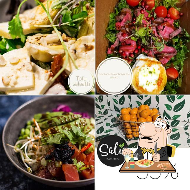 Salu - BOWLS & SUSHI