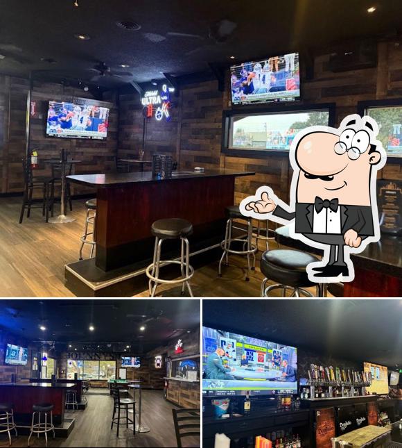Johnny's Lounge