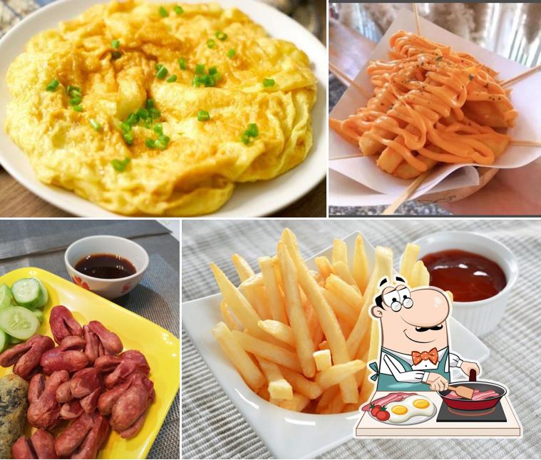 ข้าวปลาแกะ&ลูกชิ้นทอด&เฟรนช์ฟรายส์