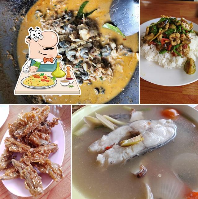 เจ๊ตาล อาหารป่า อาหารตามสั่ง
