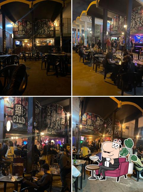 Club Bar