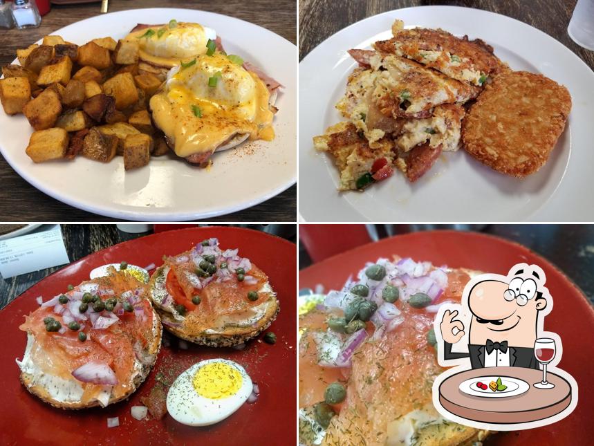 Blue Rooster Café