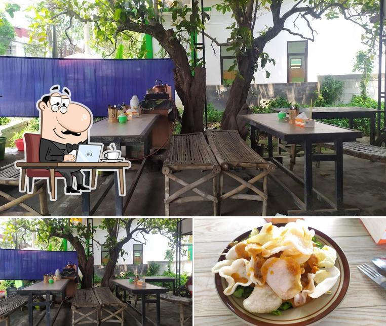 Gado Gado Rungkut Bersaudara