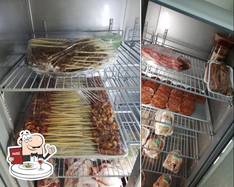 بيع اللحوم الدواجن الطازجة