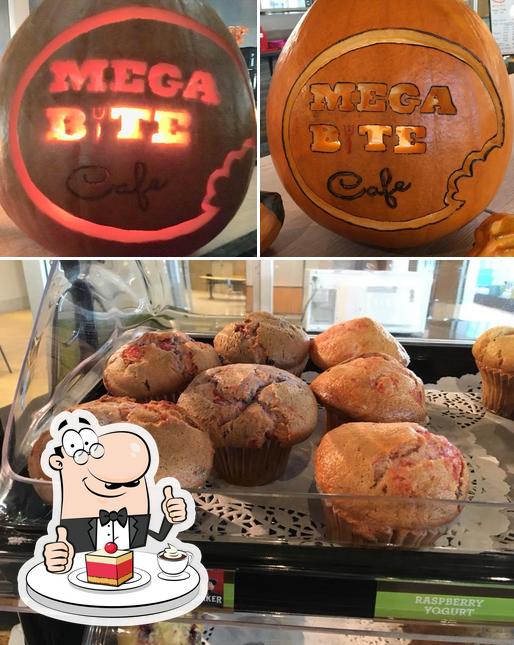 Papa Sam's restaurant & Megabite Cafe