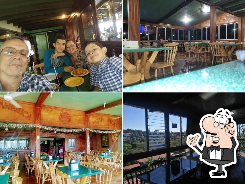 El Kiosko Bar & Restaurant