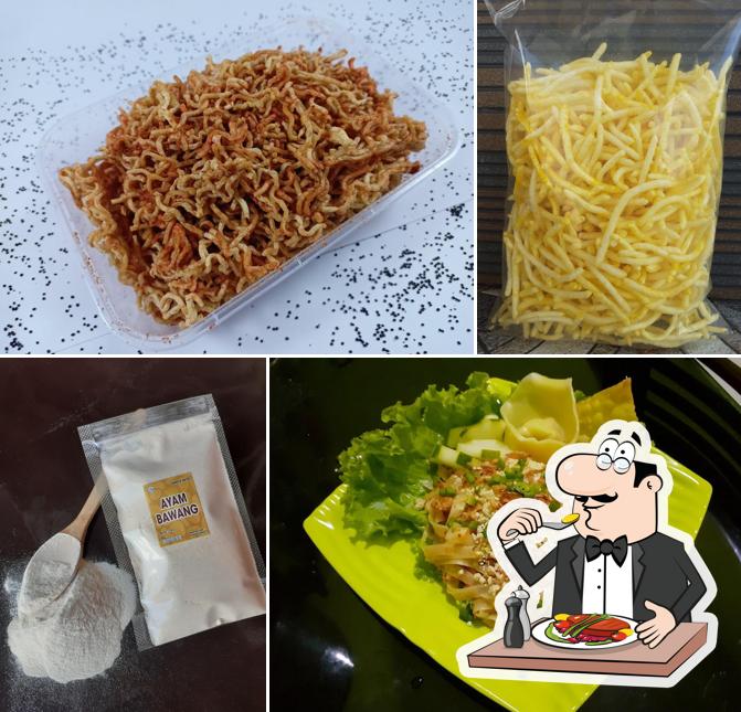 ZHAFF NOODLES & SNACK