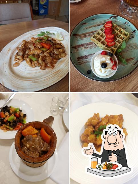 Еда в "Ротонде"