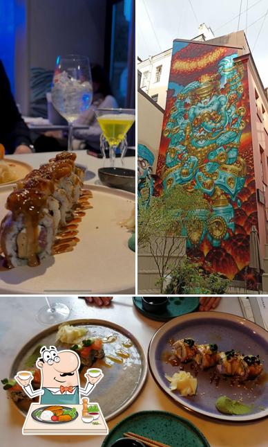 Блюда в "Цунами"