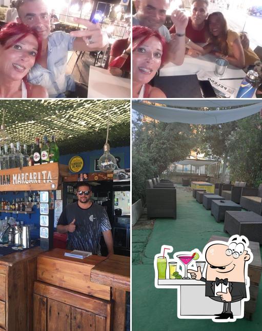 Pub Paco Beach