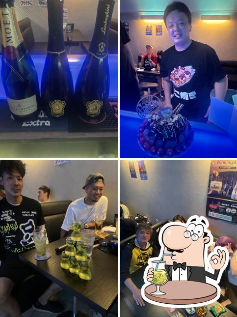 カラオケバー リバイブ