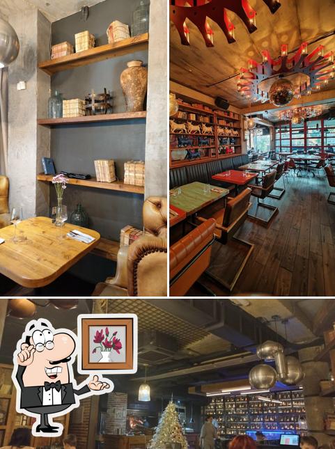 Посмотрите на внутренний интерьер "Мычары"