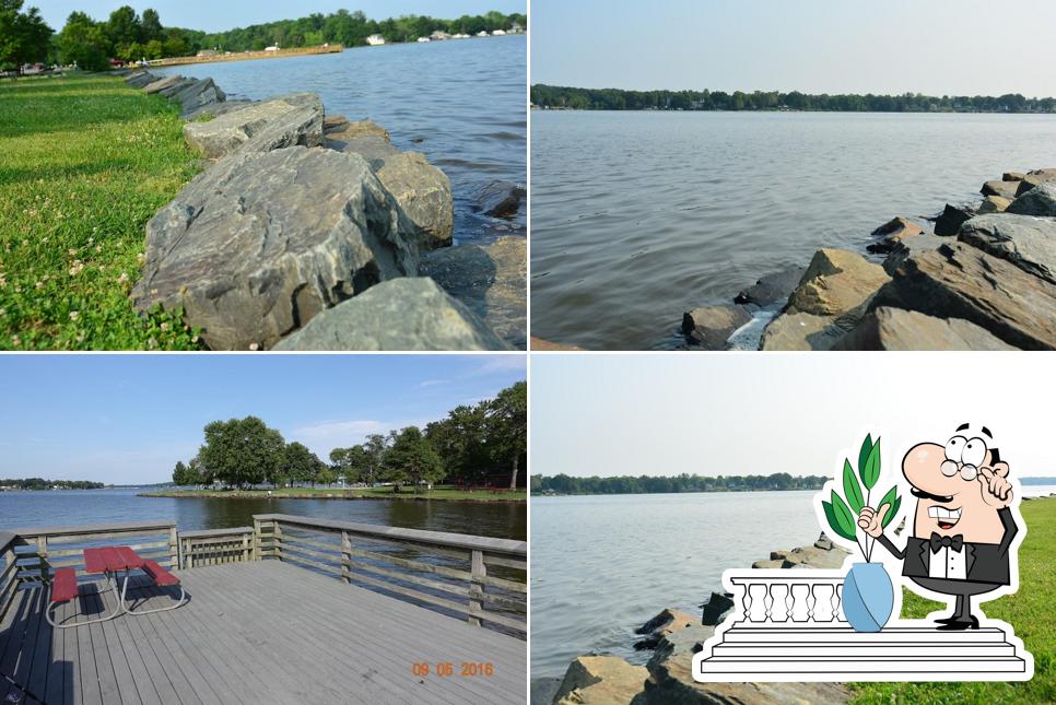 The Island at Flying Point Marina