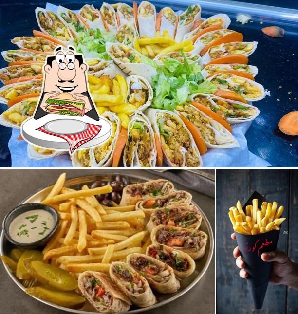 مطعم كورنر وكوفي