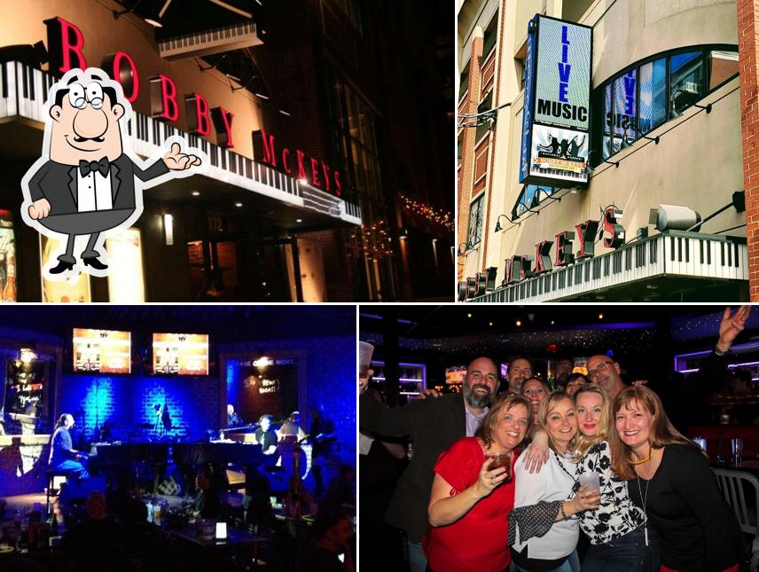 Bobby McKey's Dueling Piano Bar