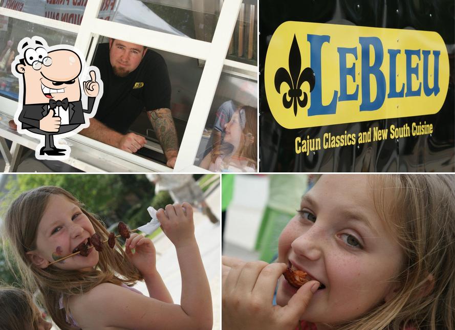 Le Bleu Catering