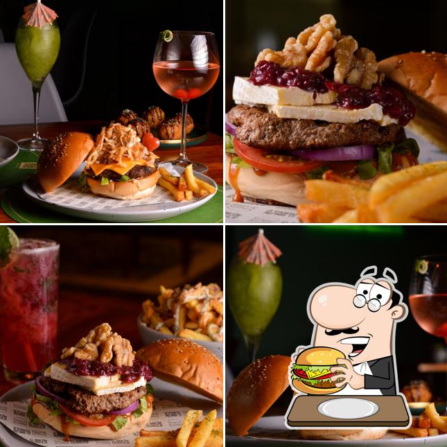 El Rincón Burger