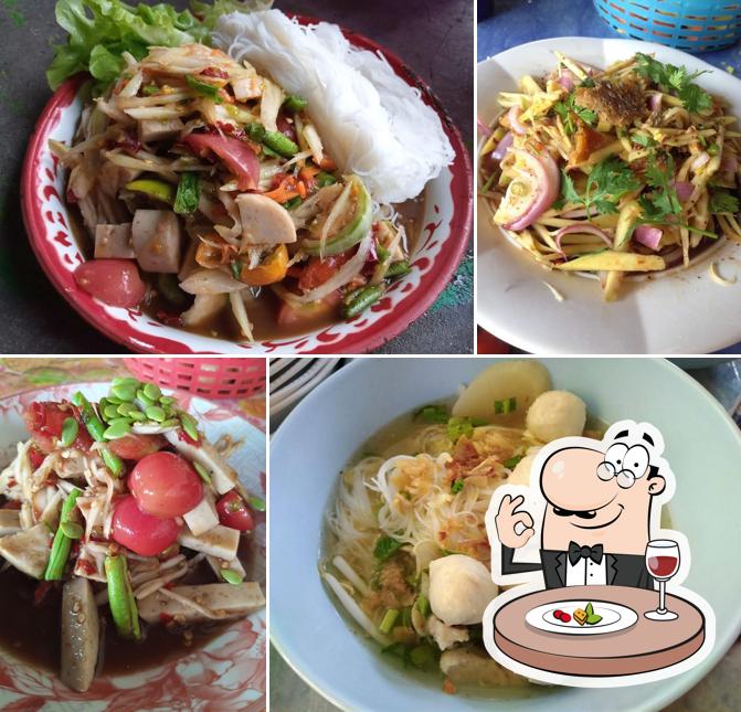 เจ๊เล็กก๋วยเตี๋ยว เนื้อต้ม ส้มตำ