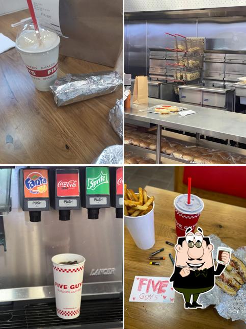 Five Guys Faris Square