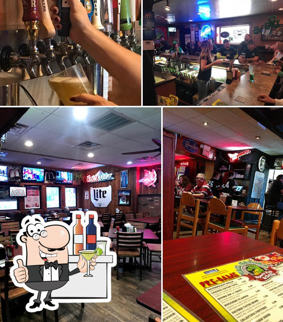 Tailgators Sports Pub & Grille