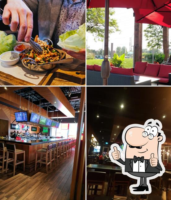 Moxies Pickering Restaurant