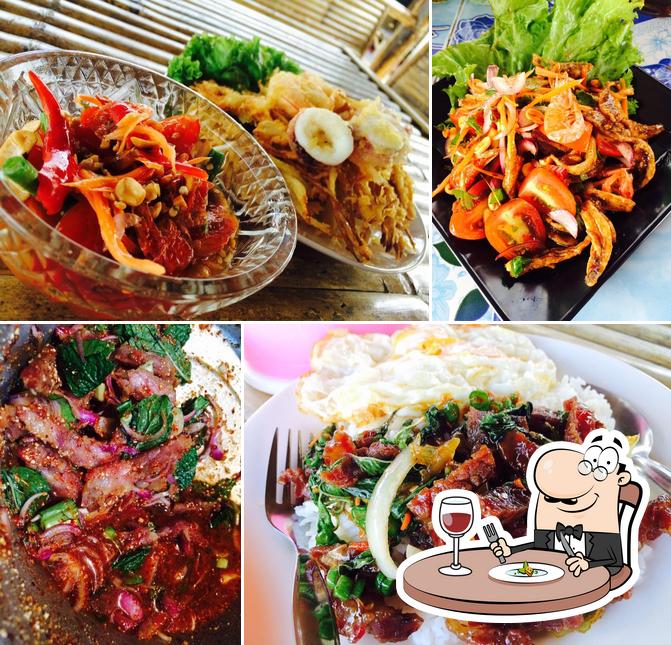 ร้านลาตีพะห์ ริมเล ซีฟู้ด