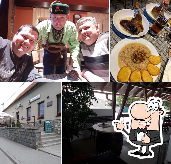 Restaurace Na tvrzi