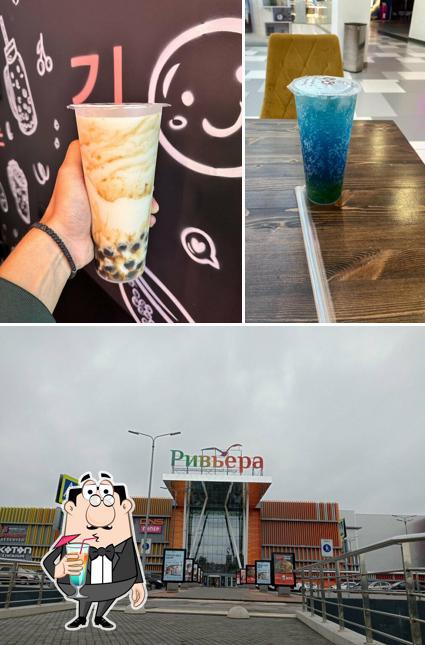 Посмотрите на этот снимок, где видны напитки и внешнее оформление в Good Bubble Drinks