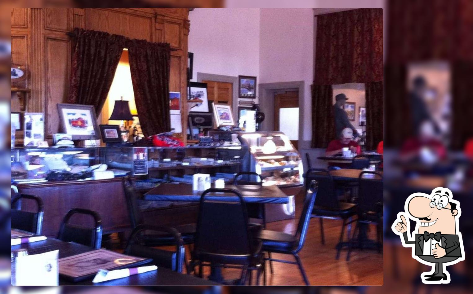 R & R Restaurant & Event Center