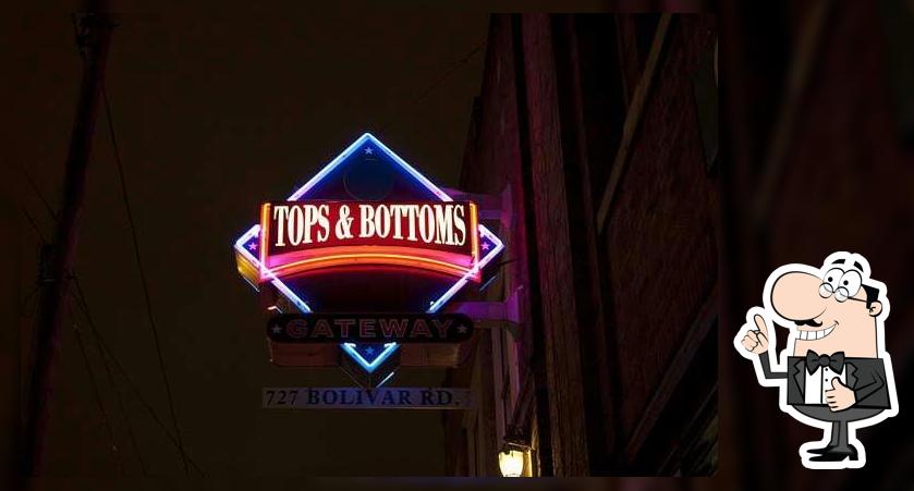 Tops & Bottoms
