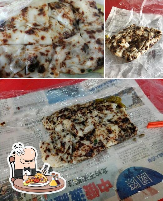 Liew Kee (Ah Lek) Chee Cheong Fun 燎记 (俹立) 加料猪肠粉