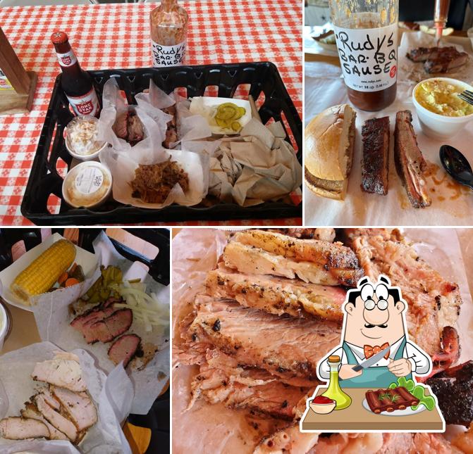 Rudy's "Country Store" and Bar-B-Q