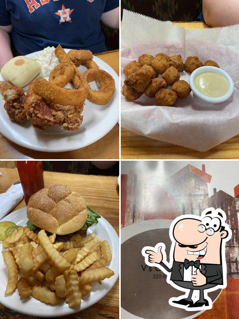 V's Grill and Pub