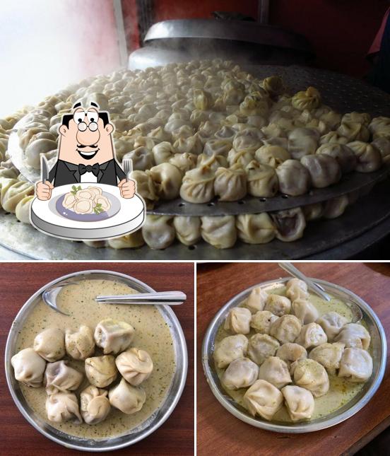 Momo Shandar in Pyuthan काठमाडौको शानदार म : म प्युठान बाग्दुलामा