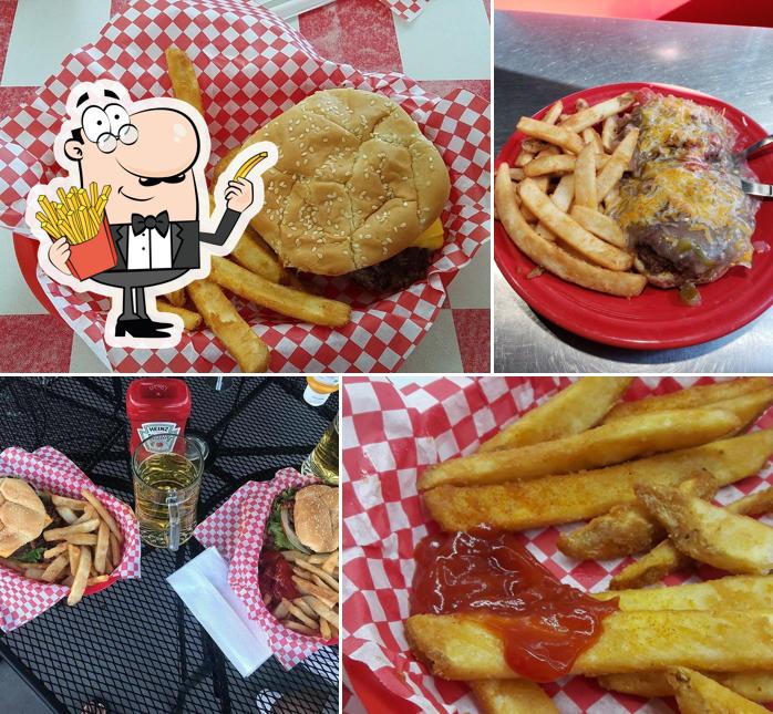 Munchies Pizza & Deli