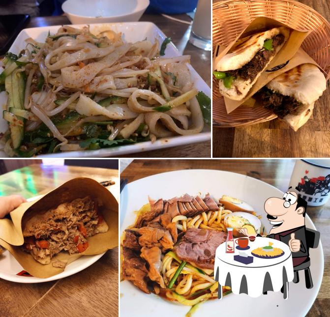 Chin Burger 秦堡