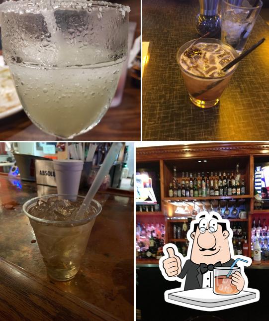 Rio's Bar & Grill