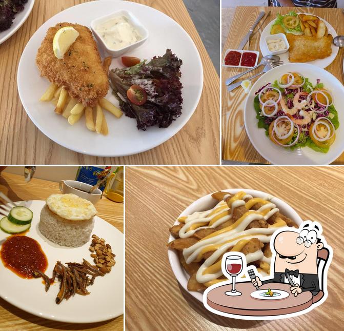 Two Fish & Coffee Cafe