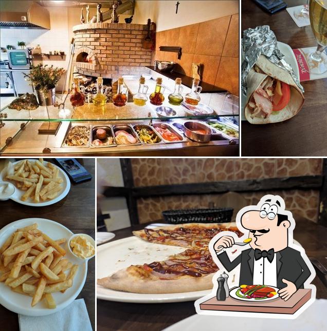 Блюда в "Кафе "Панда-Пицца""