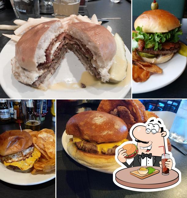 THE LOCAL - Kitchen & Sports Lounge