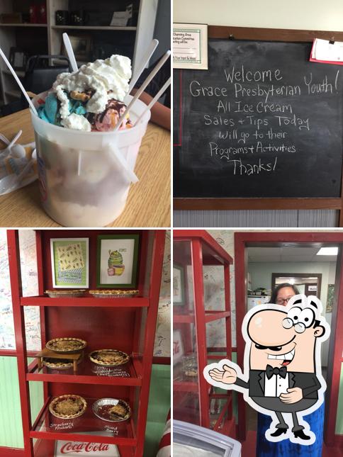 Back Room Bakery and Ice Cream Shop