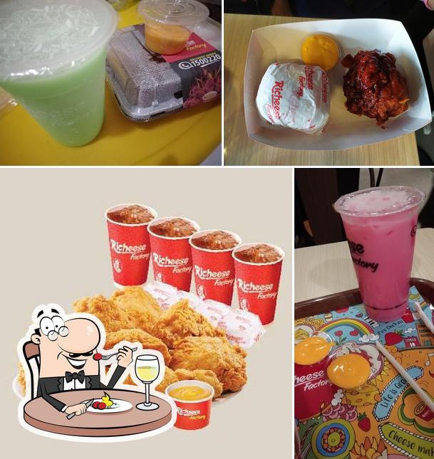 Richeese Factory Tiban