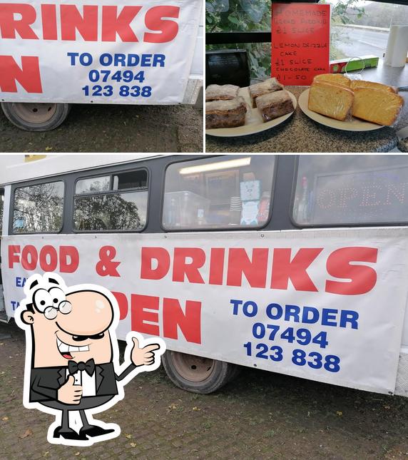 Barry's Snack Bus