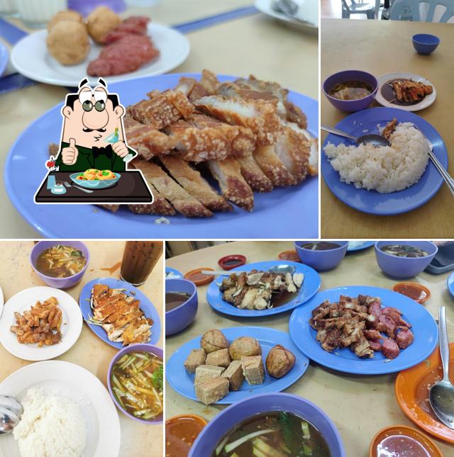 Hoe Yu Asam Chicken Rice Restaurant (好友亞參湯雞飯)