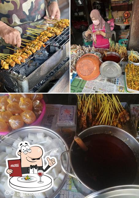 ร้านสะเต๊ะไก่เจ้าเก่า