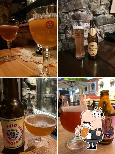 FFs Bar Och Ett Litet Kök