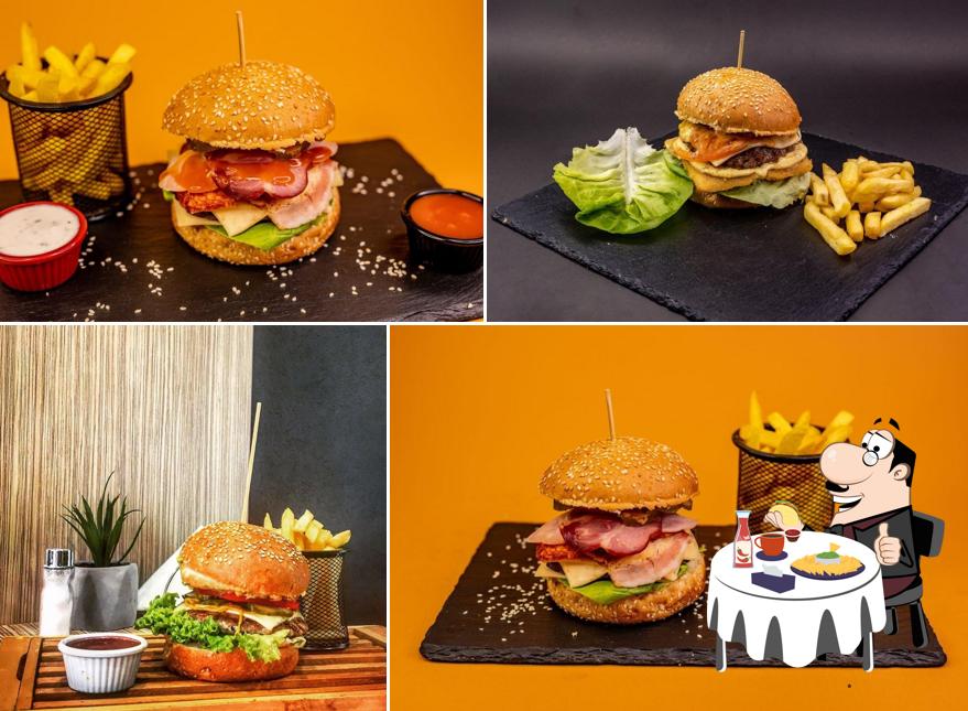 Chicken and burger bar SS