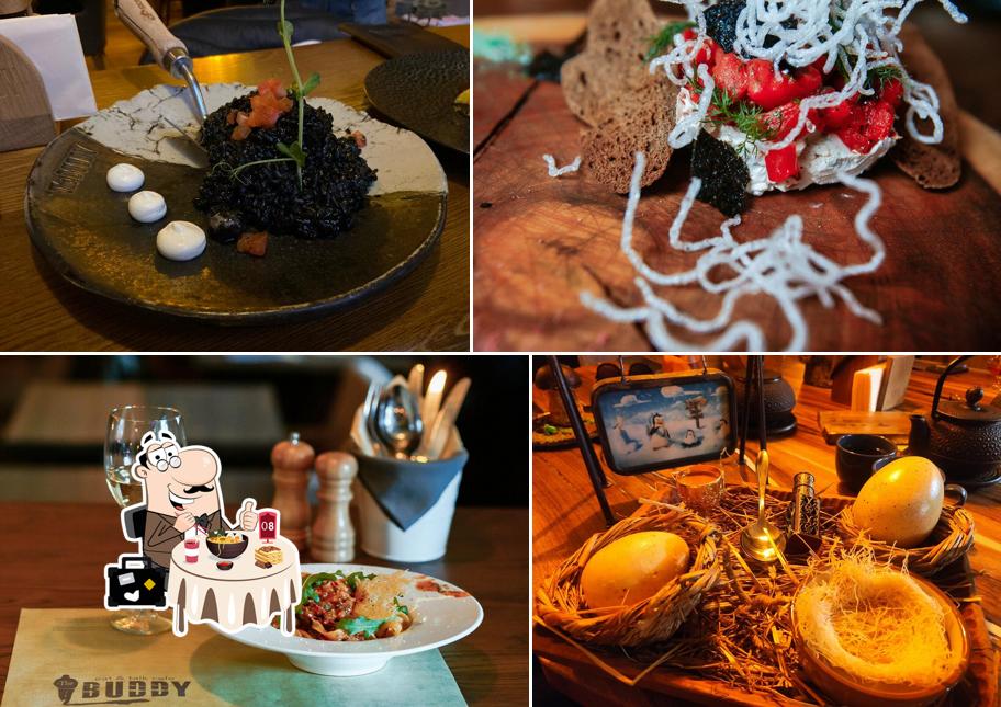 Еда в "The Buddy Cafe"