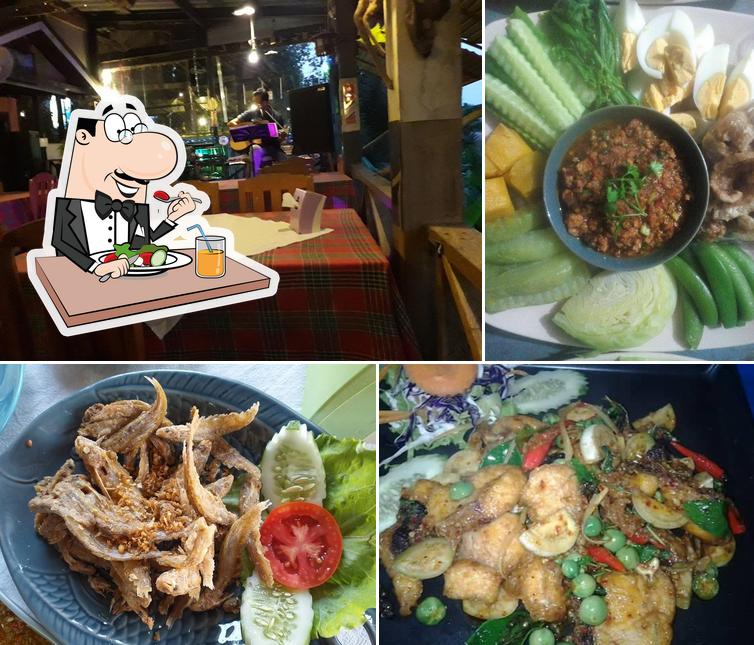 Baanpeung Rimkhong Restaurant