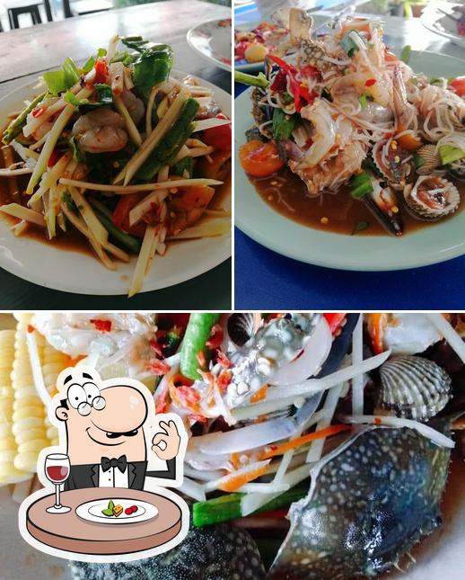 ส้มตำปุ๋มหลาม